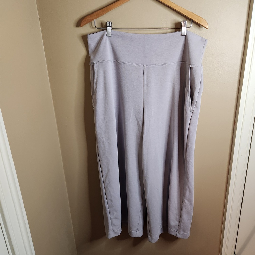 Athleta Seasoft Wide Crop Pants Dusk Mauve XL 882621